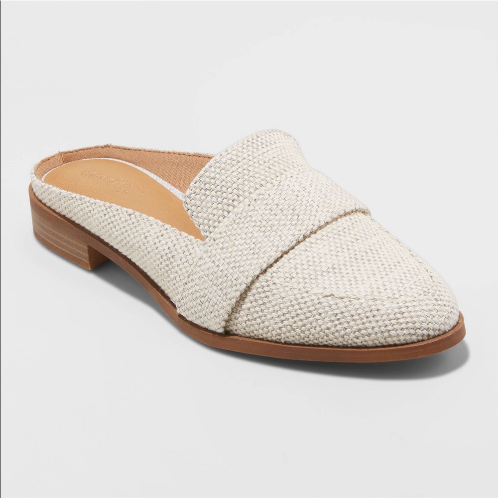 🚨Final Sale! 🚨Cream mules